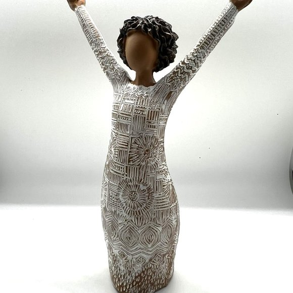Darker Skin Figurine with Detailed Decor New - Picture 1 of 5